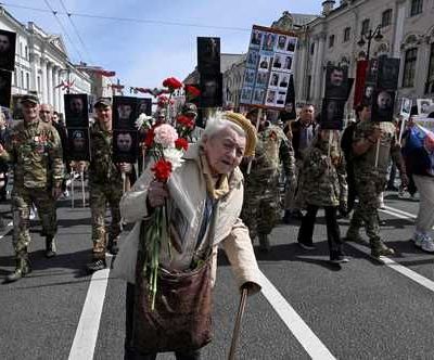 Moscu-celebra-un-desfile-del-Dia-de-la-Victoria-sin-tanques-y-en-formato-reducido